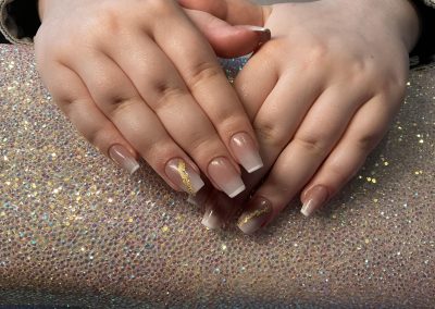 Prestation ongles or manucure
